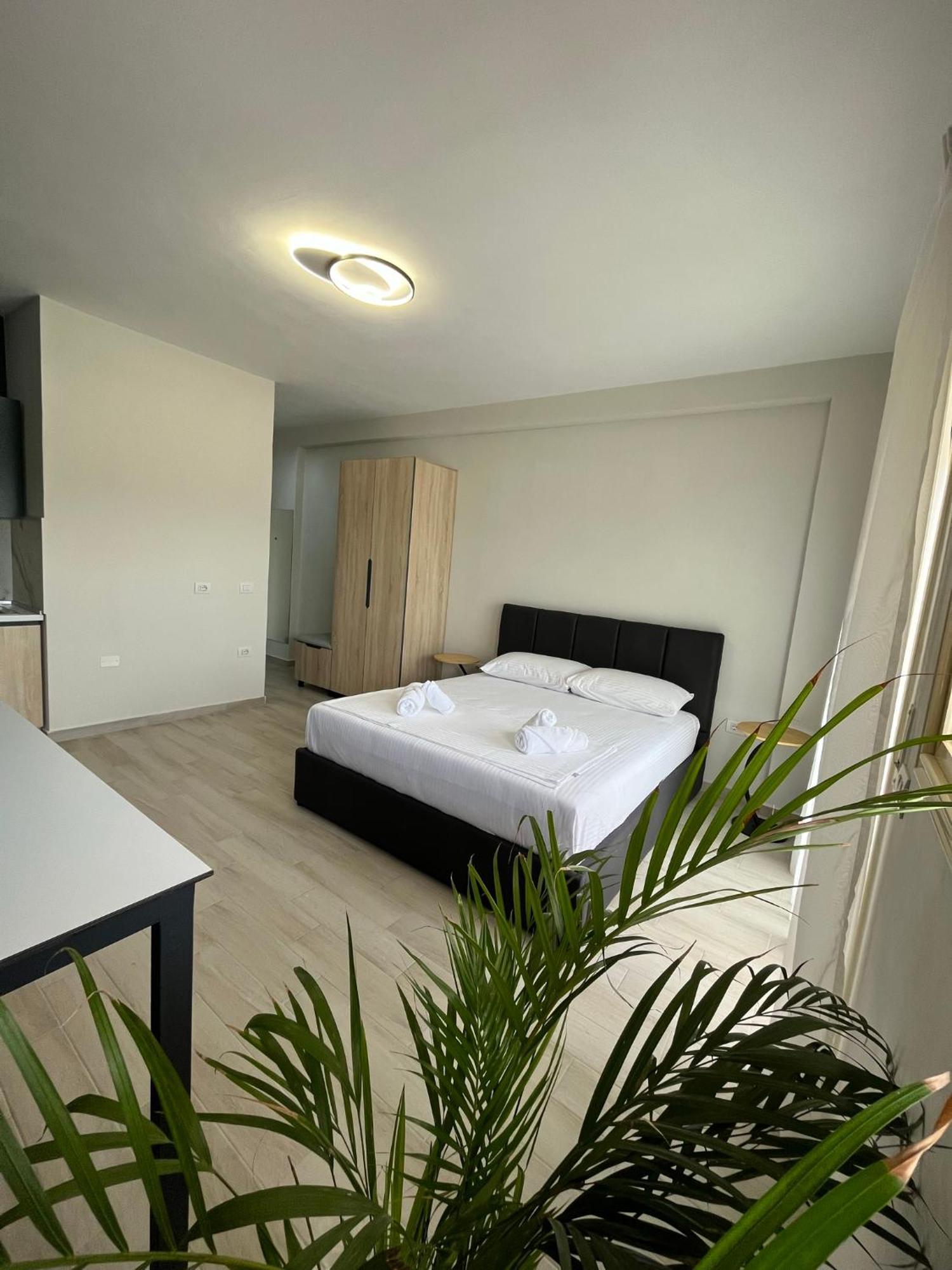 Lotus Apartments วญอเรอ ภายนอก รูปภาพ